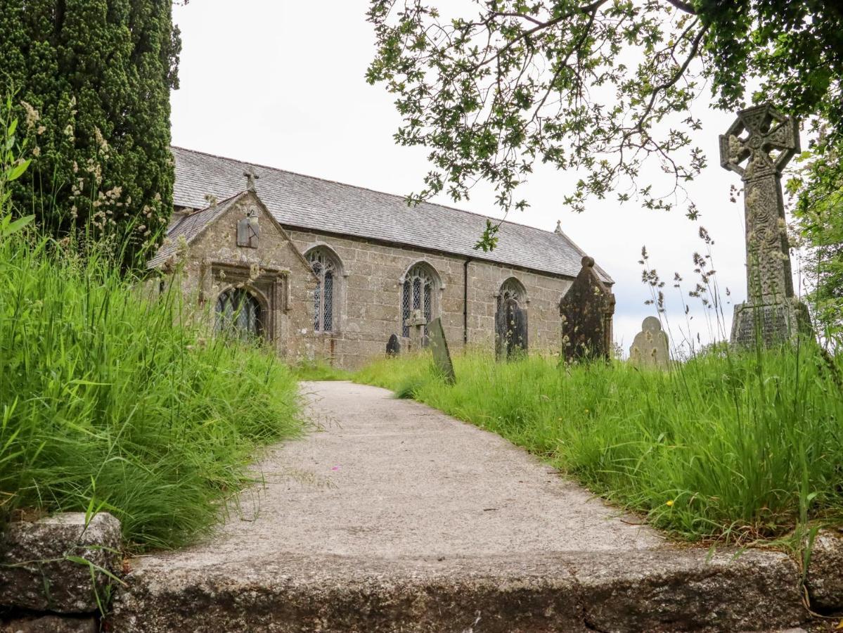 Lannlyvri Lodge Bodmin Exterior photo